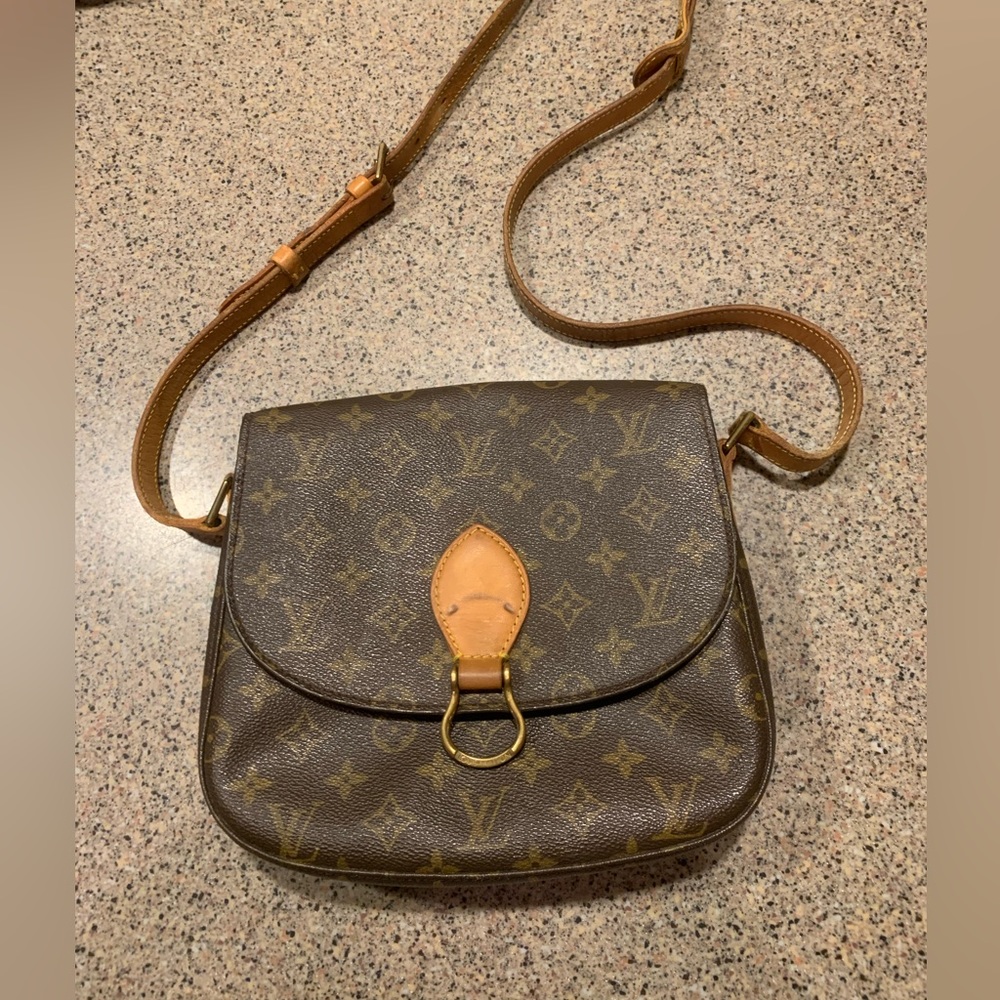 Authentic Louis Vuitton Saint Cloud GM